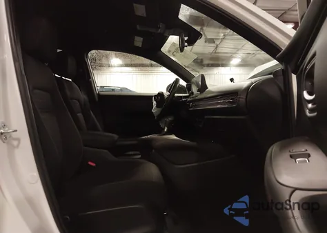 2025 Honda Hr-V Awd Sport z USA, uszkodzony, nr VIN 3CZRZ2H55SM715987